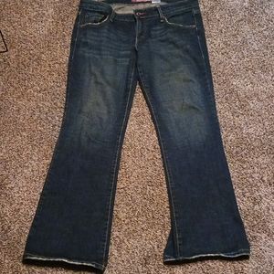 Levi Straus & Co